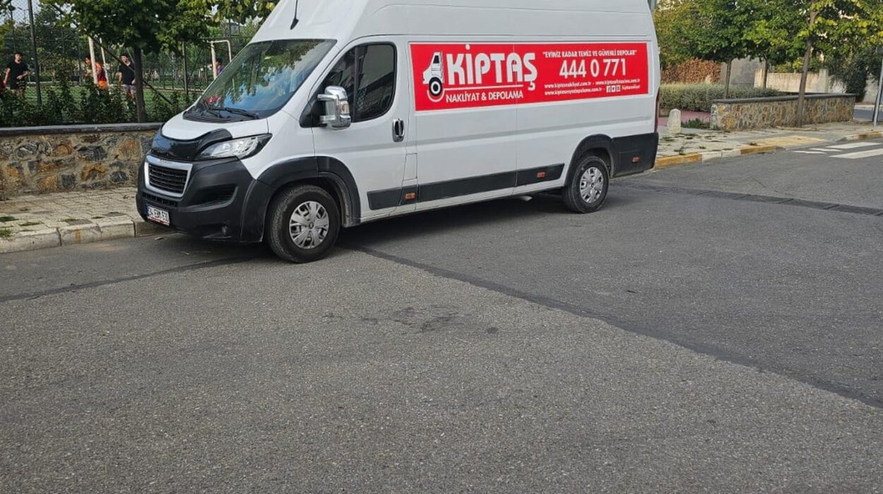 İstanbul İzmir Parça Eşya Taşıma: Ekonomik ve Güvenli Çözüm